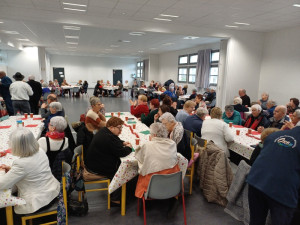 20241217_CabaretNoel5-8
