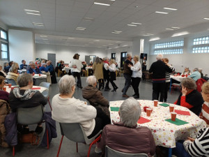 20241217_CabaretNoel7_8